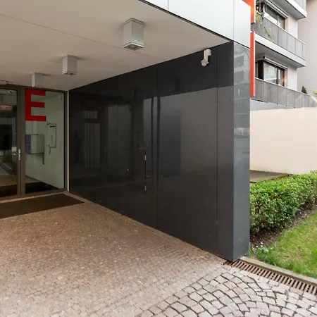 Apartamento Days - Two-bedroom Family With Terrace And Garage In Vinohrady